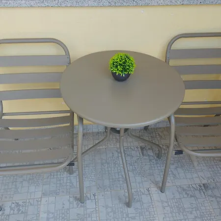 Apartment Sladja *